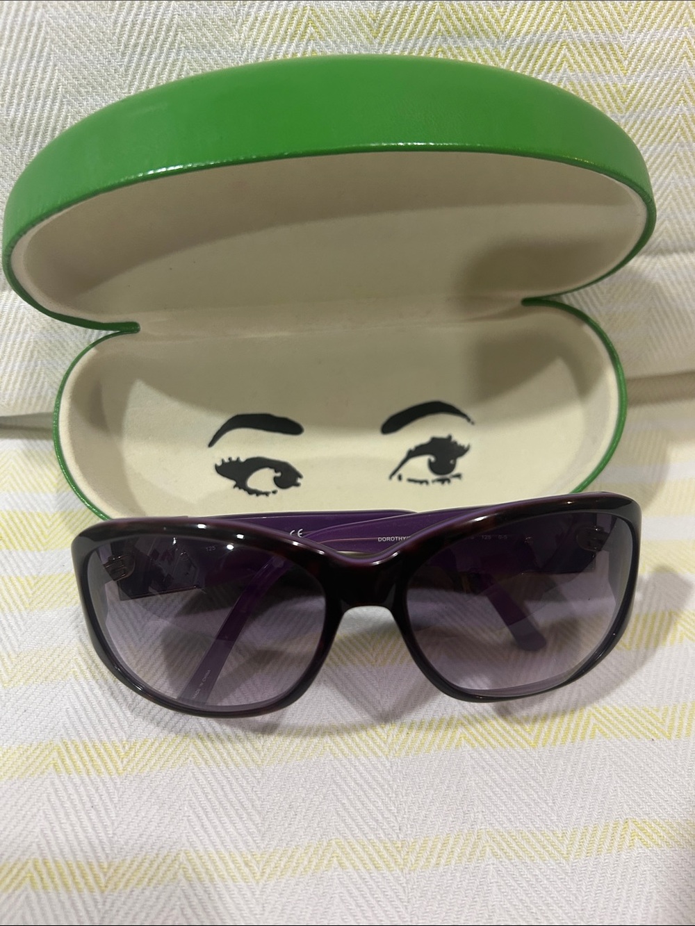 Kate Spade Dorothy’s purple Gradient Women's Sunglasses EUC extra lenses